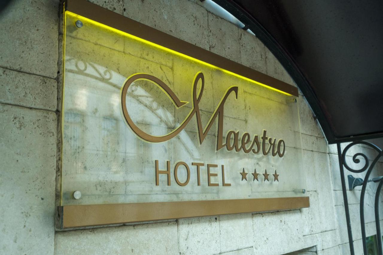 Maestro Hotel บากู ภายนอก รูปภาพ