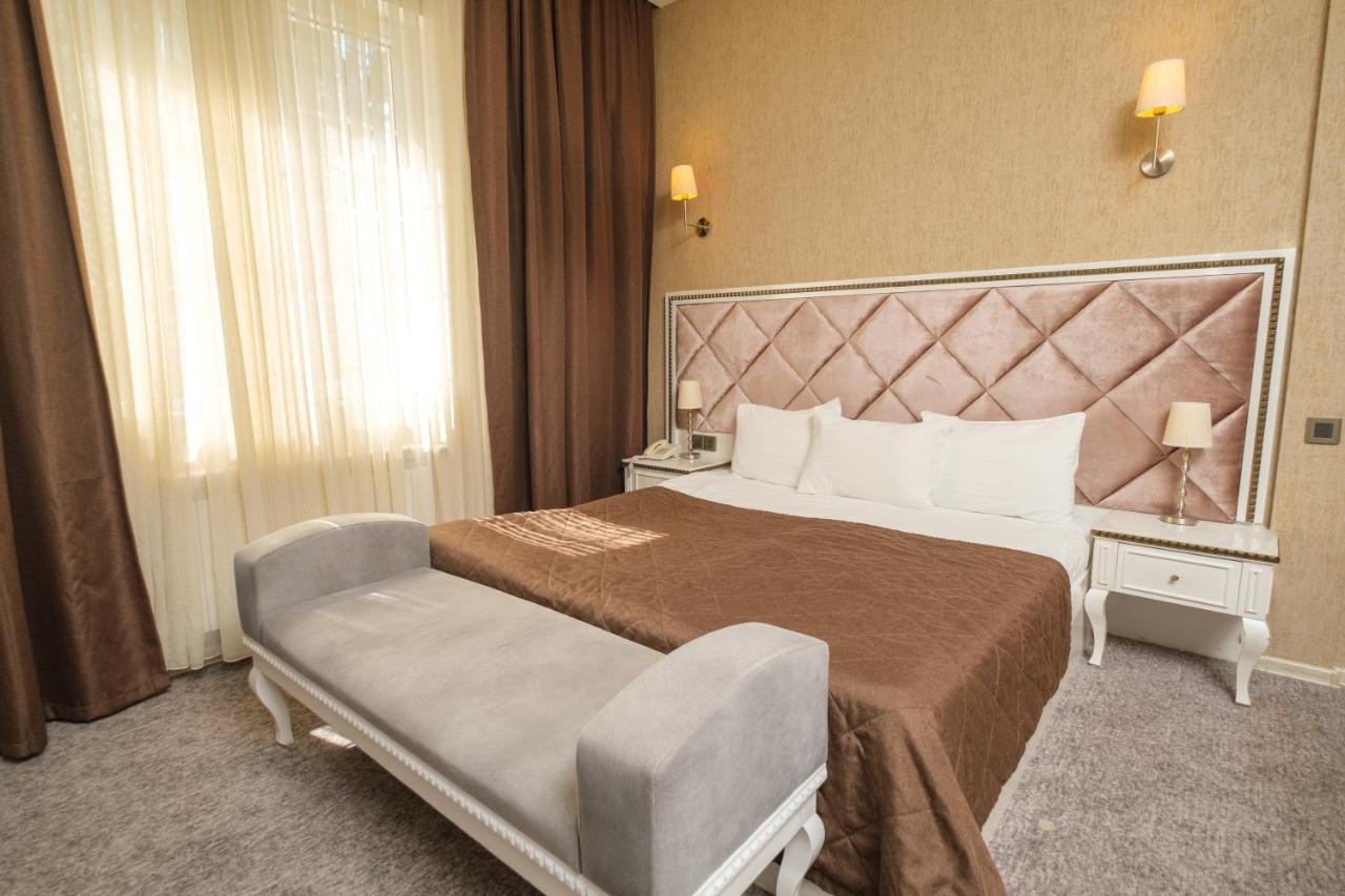 Maestro Hotel บากู ภายนอก รูปภาพ