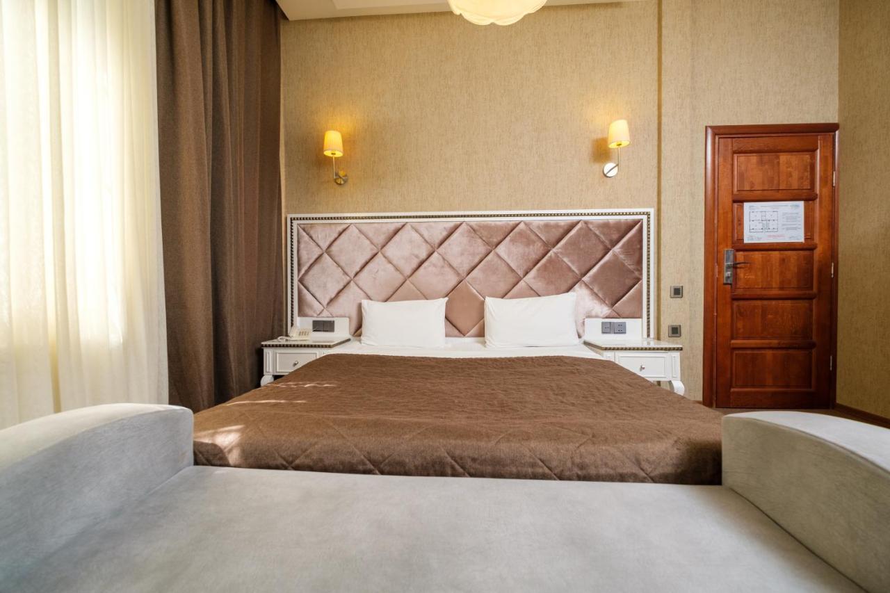 Maestro Hotel บากู ภายนอก รูปภาพ