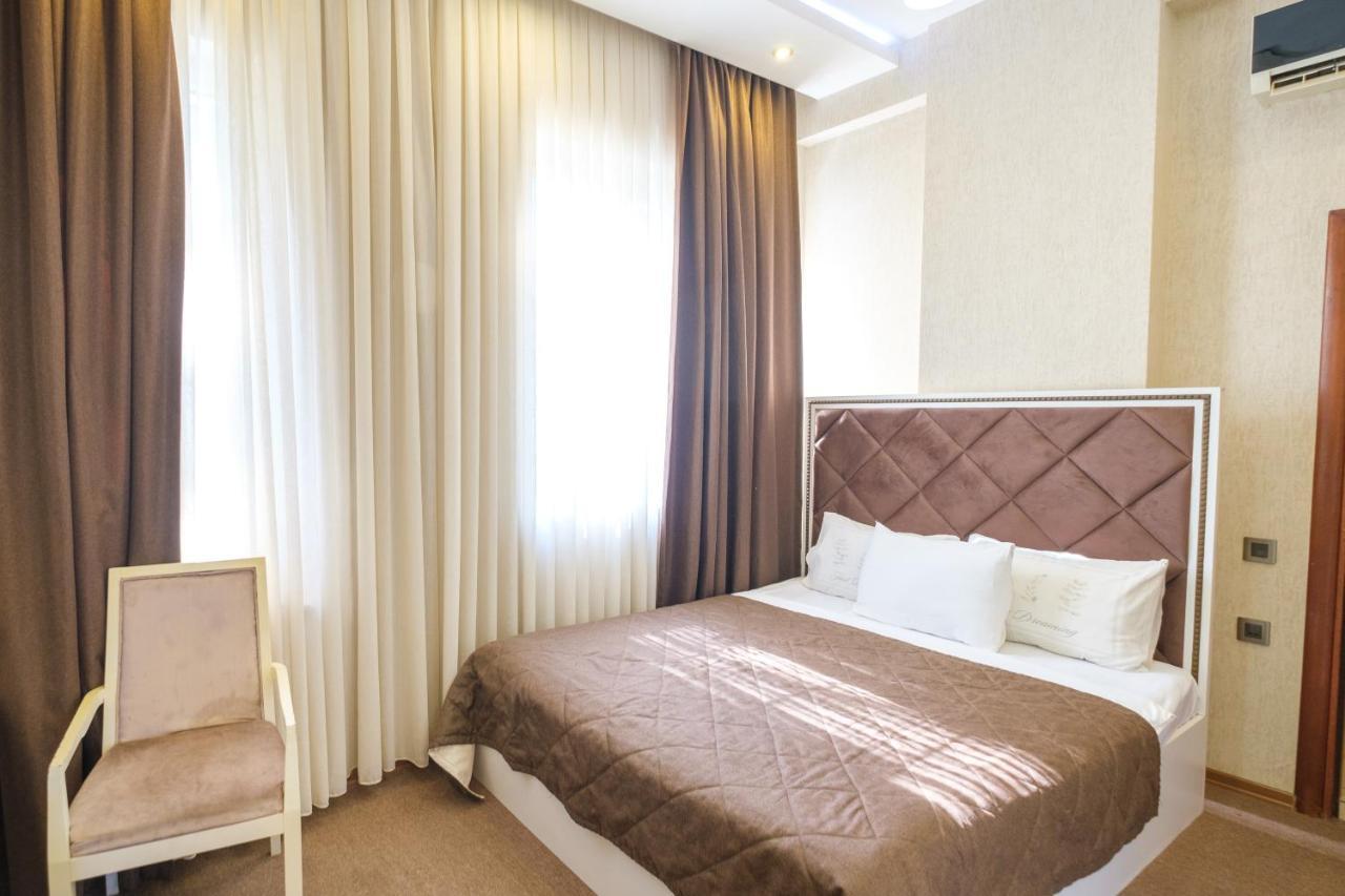 Maestro Hotel บากู ภายนอก รูปภาพ