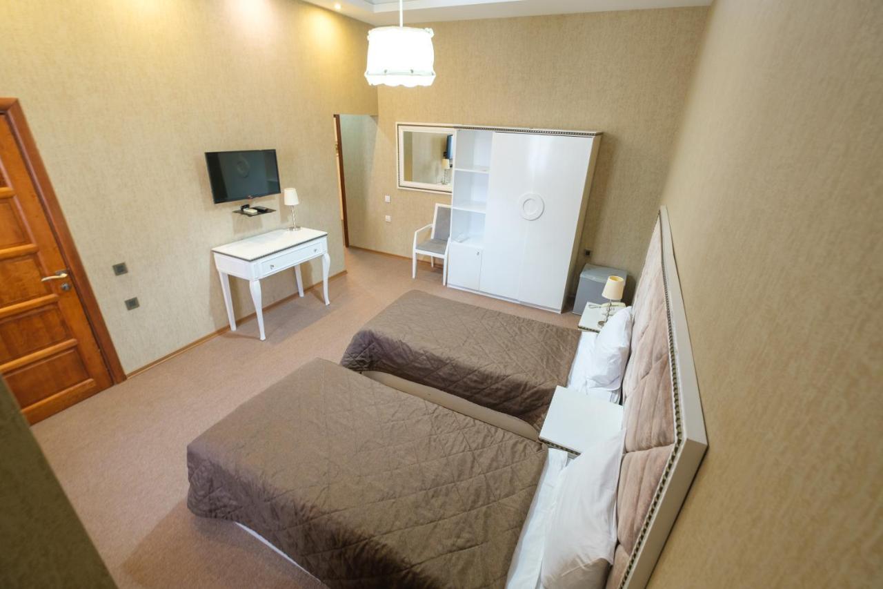 Maestro Hotel บากู ภายนอก รูปภาพ