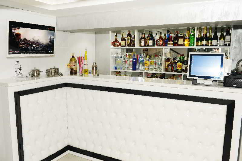 Maestro Hotel บากู ภายนอก รูปภาพ
