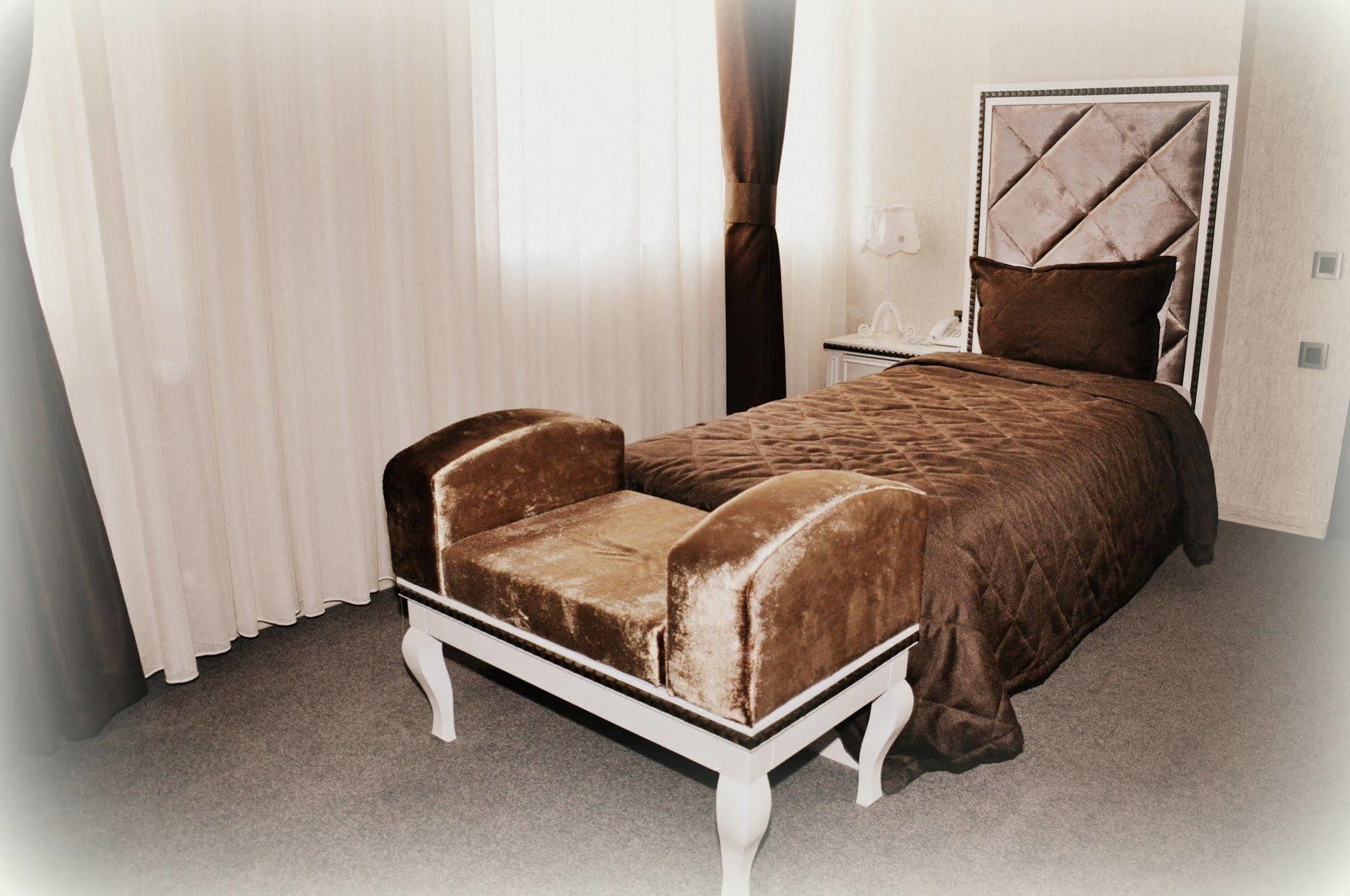Maestro Hotel บากู ภายนอก รูปภาพ